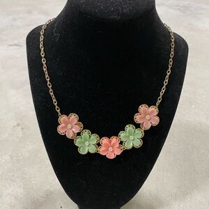 Floral Pastel Flowers Gold Tones necklace choker Lightweight